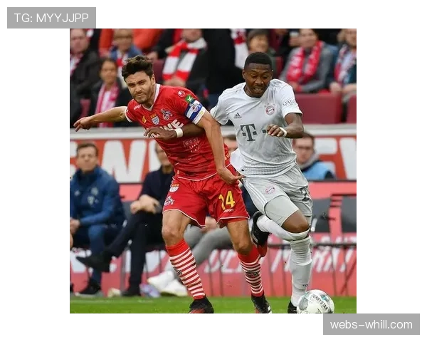 德甲联盟就球迷不当行为向科隆俱乐部开出罚单，并警告可能空场