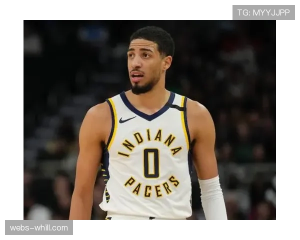 官方：步行者后卫哈利伯顿因腿筋拉伤预计缺席至少两周