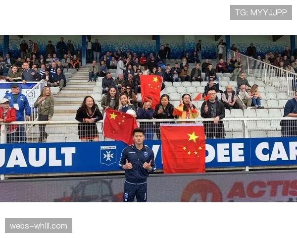 欧塞尔主场启用新草皮,俱乐部称将更有利于地面传导进攻 欧塞尔主场启用新草皮,俱乐部称将更有利于地面传导进攻